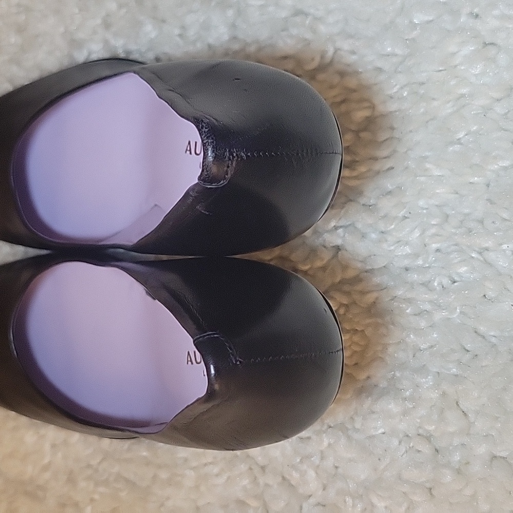 NWOT AUDLEY BUTTER LEATHER pumps Size 37 - Picture 9 of 16